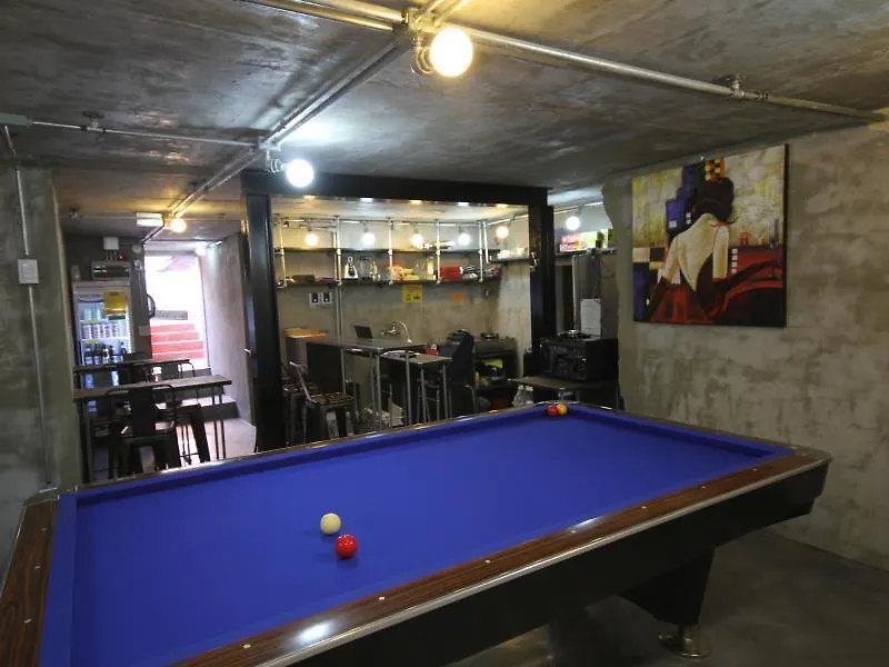 Time Travelers Party Hostel In Hongdae Soul Jižní Korea