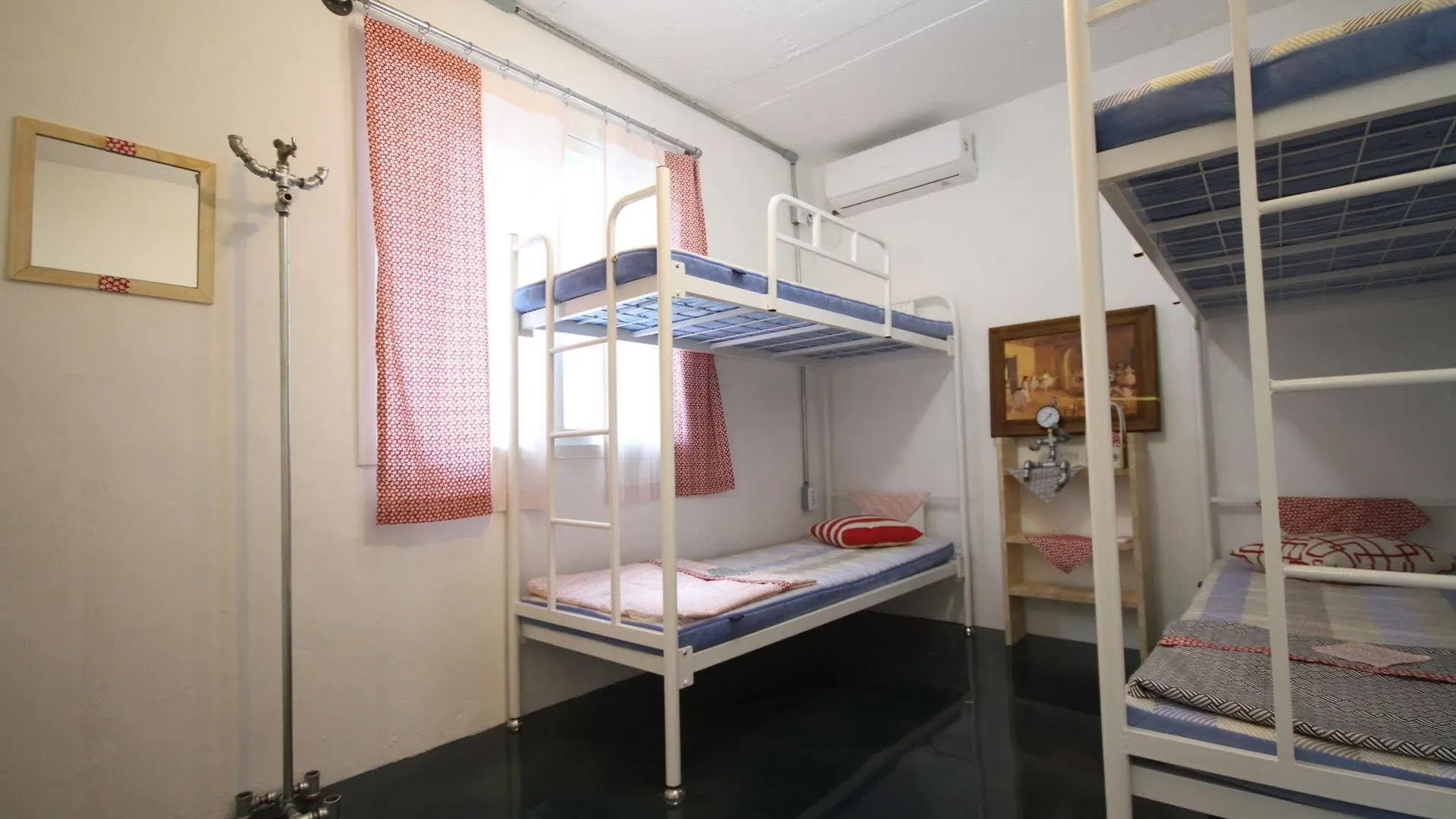 Time Travelers Party Hostel In Hongdae Seoul South Korea